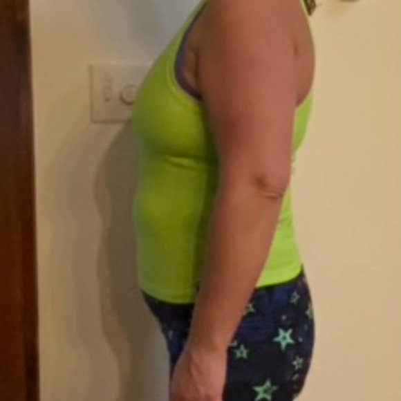 Meet your Posher - Hello from WI!  PET & SMOKE FREE HOME! - Picture 4 of 6